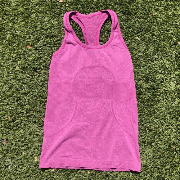 Lululemon ‘Swiftly Tech Racerback’ in Heathered Regal Plum - Picture 7 of 9